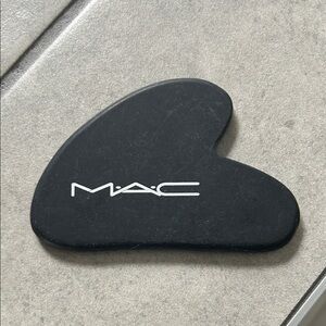 NWT M.A.C Cosmetics Limited Edition Black Gua Sha Face Tool